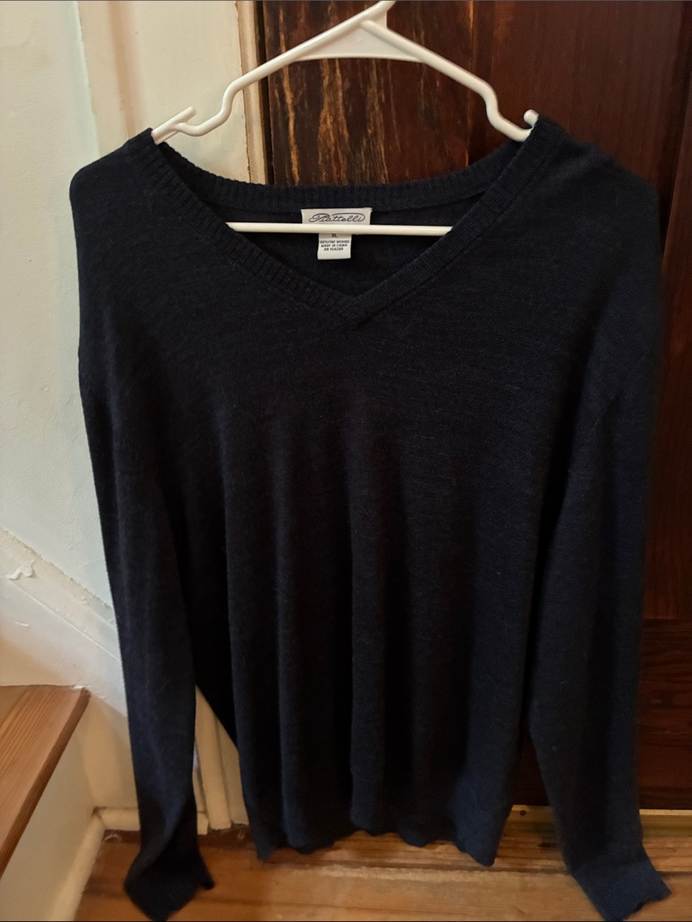 Piattelli Barney’s NY Men’s Navy V-Neck Merino Sweater XL